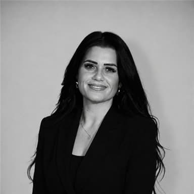 Sezen Kati — Kfz-Fahranfängerspezialistin, Fahranfänger24